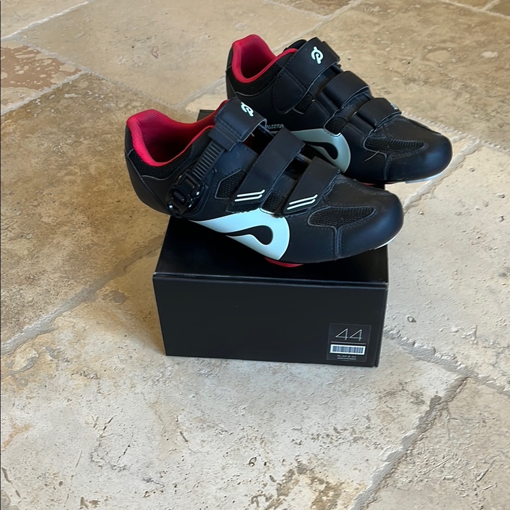 Men’s Peleton Cycling Shoes (Size 44 or 10.5)